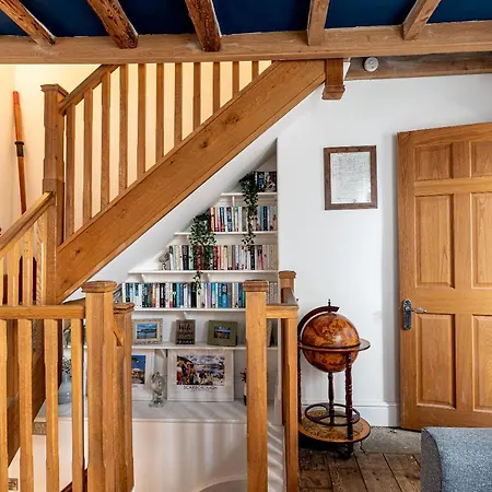 Whitehead Hill House, Scarborough *
